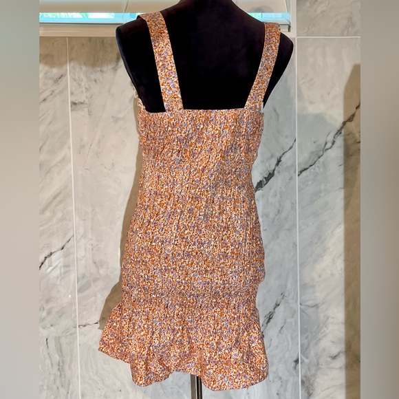 ***SOLD***MEDIUM - Picture 3 of 7